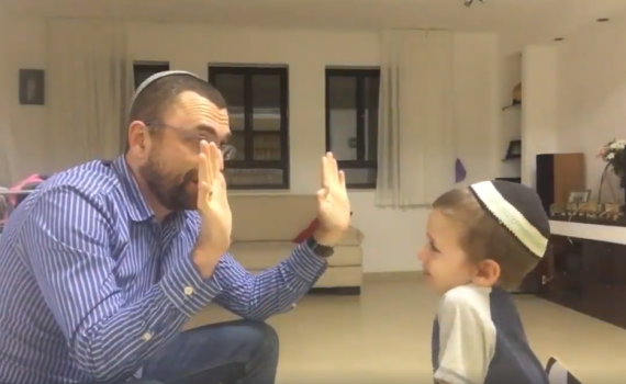 צפו: הפתרון המשעשע שכבש את הרשת