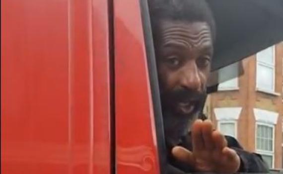 אנטישמיות בלונדון: נהג משאית תקף אדם חרדי