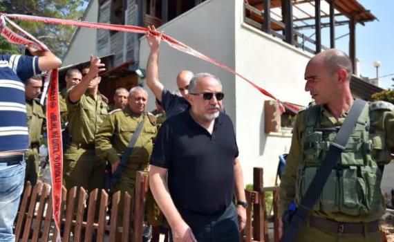 ליברמן לשופטי הרוצח מנווה צוף: "להטיל גזר דין מוות"