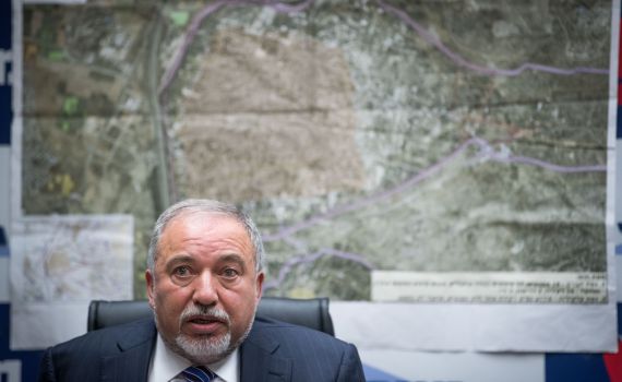 ליברמן: "האיומים מאיראן מגיעים שבוע אחרי שבוע"