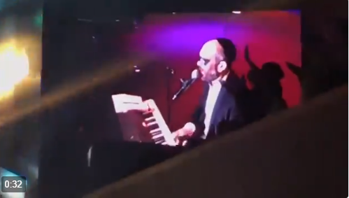 צפו: יונתן רזאל מצא דרך יצירתית לשמירת העיניים