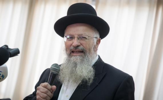 "מי שהולך להפגנה של יועז הנדל הוא טיפש"