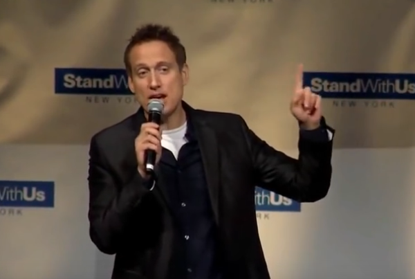 קורע: מה היה קורה אם ליהודים היה כריסמס? צפו