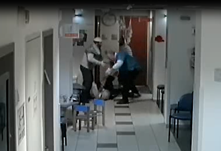 חילול ה': כתב אישום נגד תוקפי הרופא; צפו בתיעוד הקשה