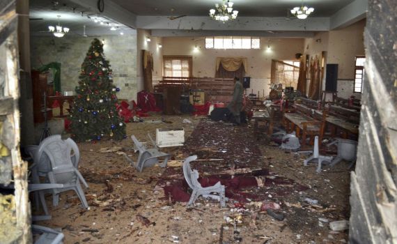 8 הרוגים ועשרות פצועים בפיגוע של דאעש בפקיסטן