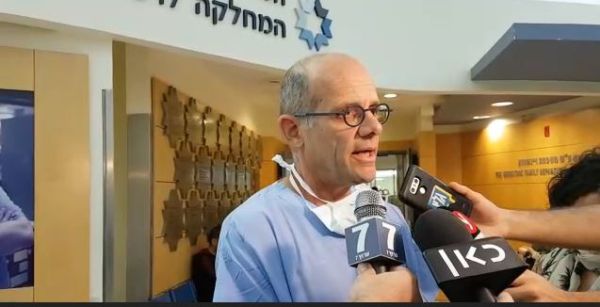 "הסכין פגעה בלב של הפצוע; נשקפת סכנה לחייו"