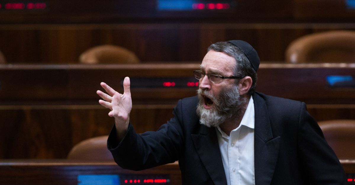 גפני: מטבחי צה"ל לא יכולים להיות כשרים עם חזירים