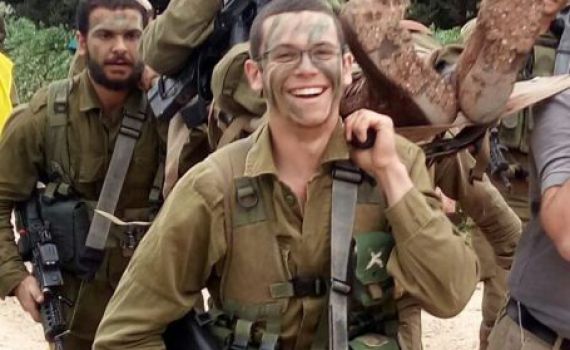 נר ראשון בלי אלחי'וש: הרב אהד טהרלב בטור מטלטל