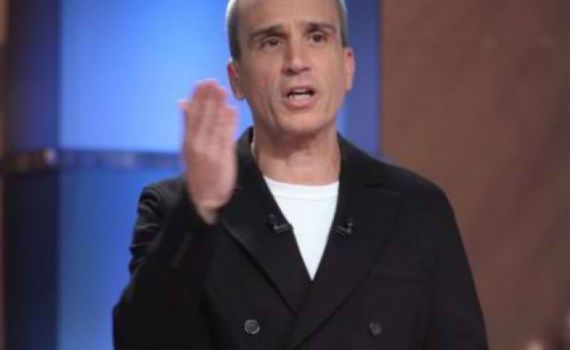 אלפים חתמו על העצומה להשעות את אברי גלעד