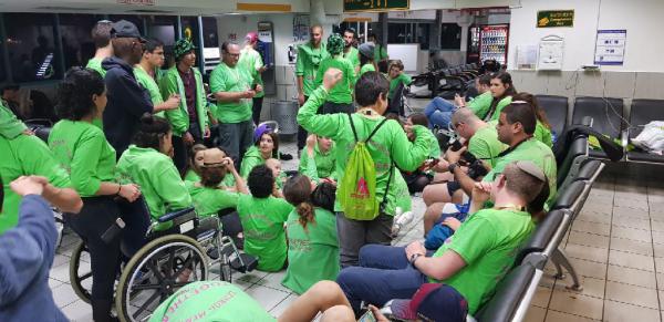 המטוס התקלקל: 130 ילדים חולי סרטן נתקעו באילת