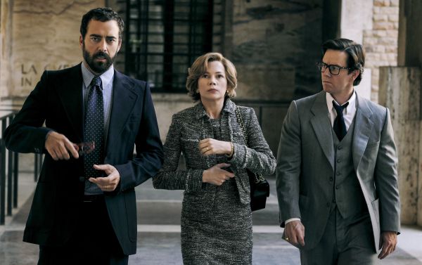 כל הכסף שבעולם• מצליח לגעת בנקודה הכי רגישה