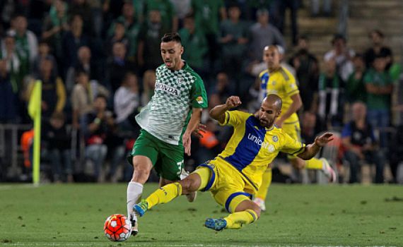 צפו: "קיבלנו סטירת לחי מהפוליטיקאים החרדים"