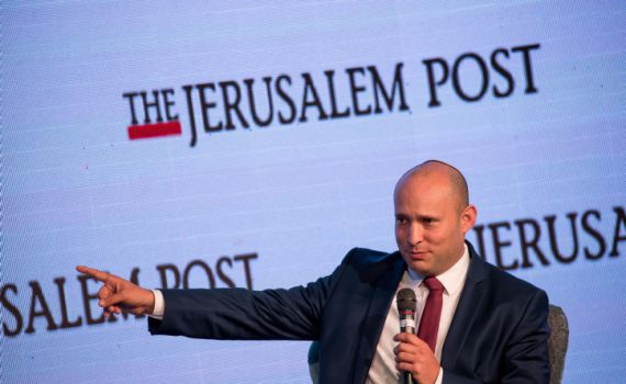 נפתלי בנט בדרך לעוד אקזיט, הפעם פוליטי