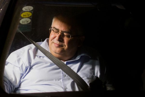 שמר על זכות השתיקה:'ביטן יצא מהחקירה לבן כמו סיד'