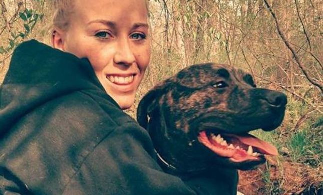  זעזוע בארה"ב: צעירה נטרפה על ידי הכלבים שלה