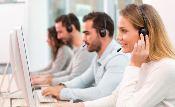 לא כולל שירות: ההבדל החשוב באמת בין החברות