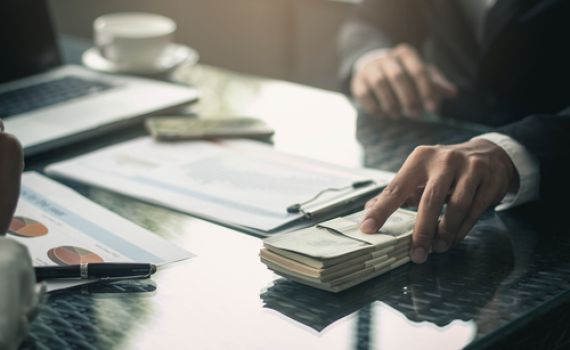 בעלי אתר האינטרנט נקנסו- בעלי העסקים נרתמו