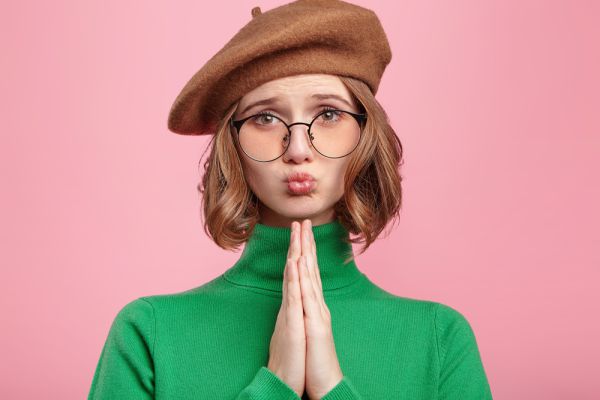 שו"ת: הייתי דתיית רצף, חובה לספר על זה בדייט?