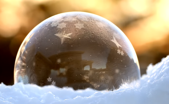 מרהיב: מה קורה לבועת סבון במינוס 9 מעלות?• צפו