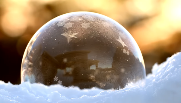 מרהיב: מה קורה לבועת סבון במינוס 9 מעלות?• צפו