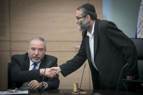 הנקמה; החרדים יצביעו נגד החוק של ליברמן