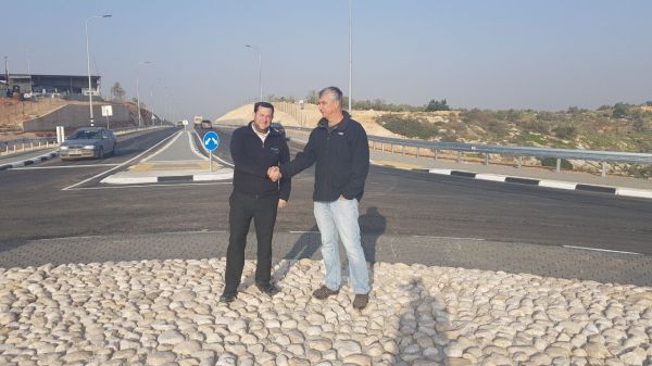 המאבק השתלם: 800 מיליון ש"ח לכבישים עוקפים ביו"ש
