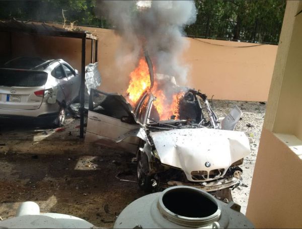 דיווח בלבנון: פעיל חמאס נפצע בפיצוץ מכוניתו