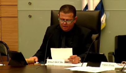 צפו: המחווה המרגשת של איתן כבל ליהודה גליק