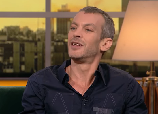 "האיסור שנשים ישירו בפני גברים- הדרדרות מוסרית"