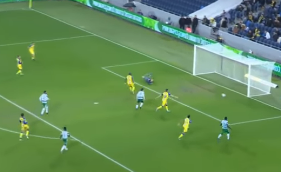 מי היה מאמין? צפו במכבי חיפה מפרקת את מכבי ת"א