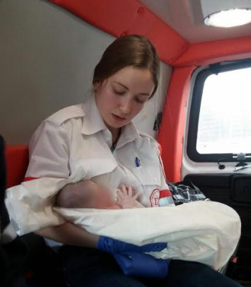 אמבולנס אחד, משמרת אחת, שתי לידות