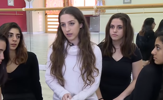 מרגש: מחוות הרקדניות לחברה שחזרה בתשובה.צפו