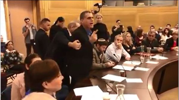 "טרוריסט", מחבל"; הח"כ ממרצ במתקפה מכוערת