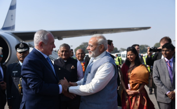 נתניהו נחת; מודי קיבל את פניו: "ברוך הבא להודו"