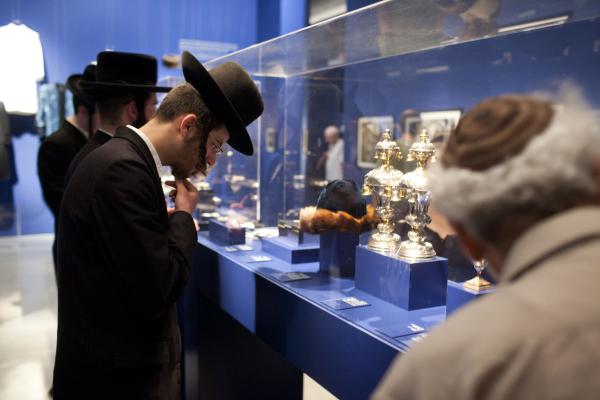 תערוכת 'המתנחלים נגד המדינה'? "עדות מקוממת"