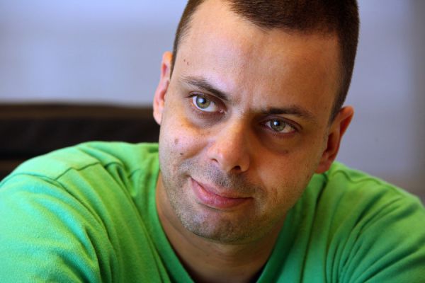 יושעה? שדרן גל"צ: "בנט הוא פאשיסט"