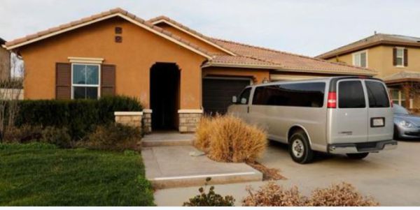 זעזוע בקליפורניה: ההורים התעללו ב-13 ילדיהם