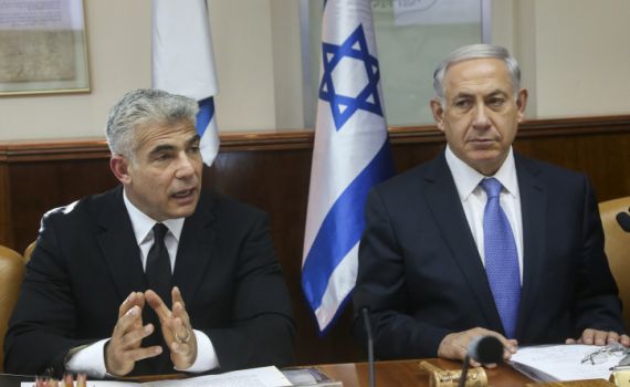 לפיד בשיא של מנדטים, נתניהו צונח