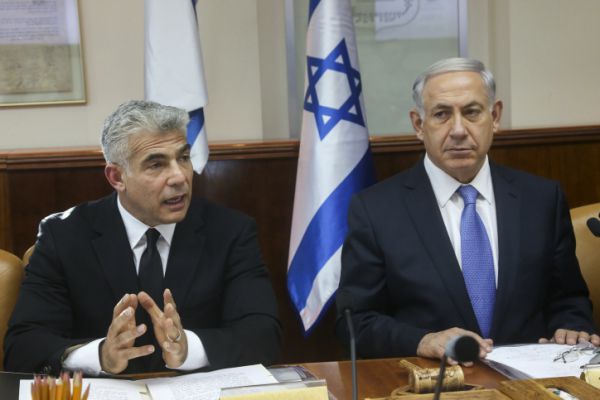 לפיד בשיא של מנדטים, נתניהו צונח