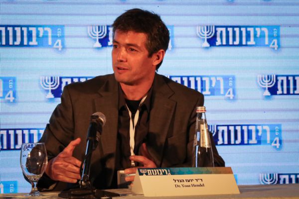 תושבי כפר עציון ביטלו מפגש עם יועז הנדל