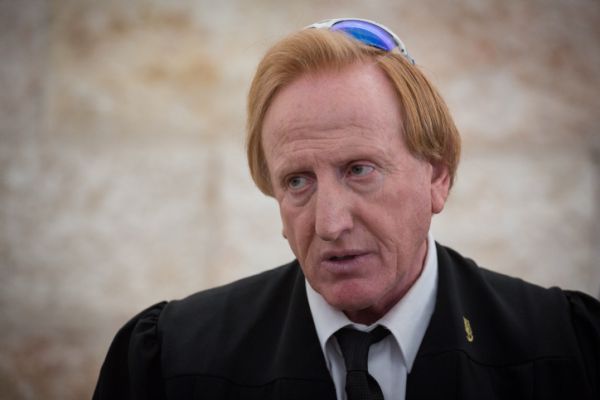 סערת נאום הבוגדים: נטישה בתנועה לאיכות השלטון