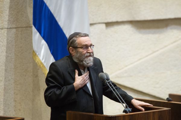 החרדים מסרבים להצביע בעד החוק של ליברמן