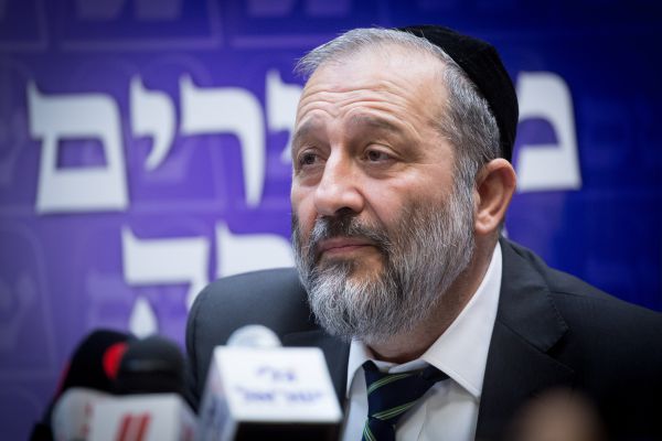 "לא יודע אם אוכל להישאר בממשלה שאינה יהודית"