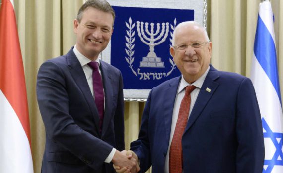 שר החוץ ההולנדי: "מתנגדים לאנטישמיות"
