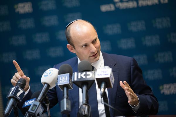 בנט במסר לנסראללה: הפעם לא יהיה לך אף תירוץ