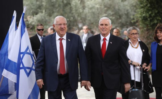 "מחוייב לברית עם ישראל"; ריבלין: "אתה מענטש"