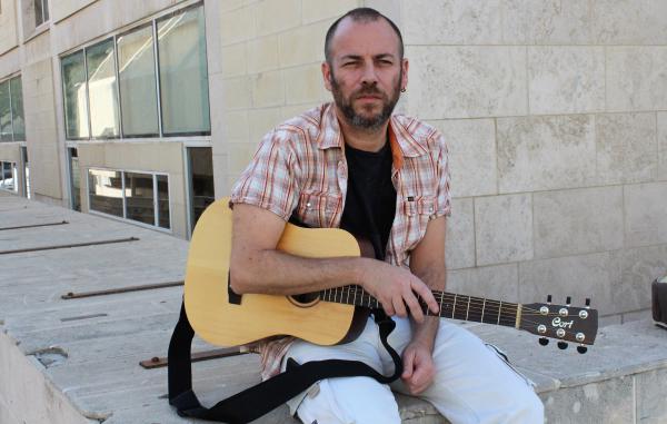 "אמנות שבאה ממקום מסחרי, היא לא אמנות"