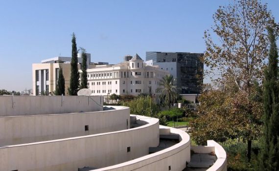 האזינו: מרצה בבר אילן משתלח בסטודנט: "דפוק"