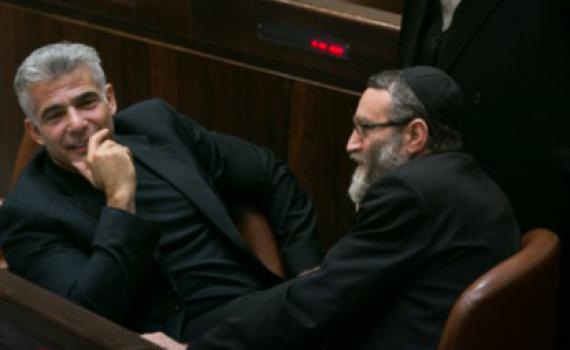 לפיד מעלה מחדש את חוק הגיוס: "לא רק לפראיירים"