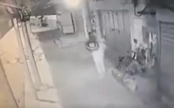 מחבל חמוש התנפל על חיילים וחוסל